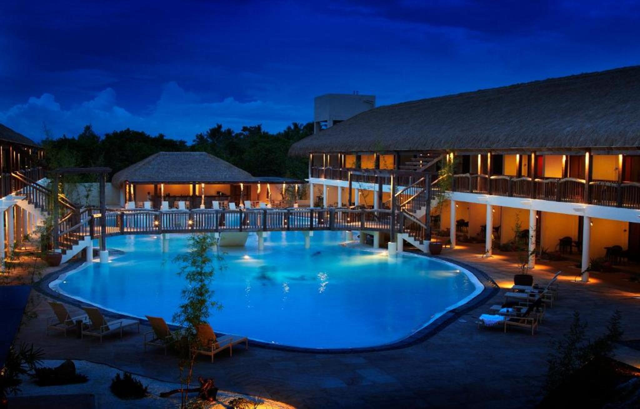 Bluewater Panglao Resort Exteriör bild